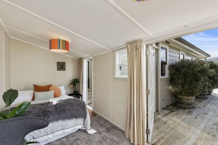 Photo of property in 39 Hanover Street, Wadestown, Wellington, 6012