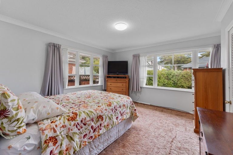 Photo of property in 8a Wood Street, Wallaceville, Upper Hutt, 5018