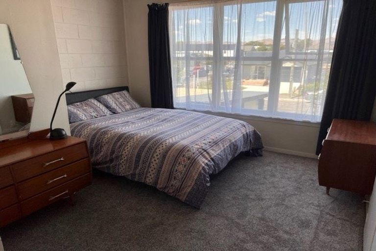 Photo of property in 2/27 Purchas Street, St Albans, Christchurch, 8014