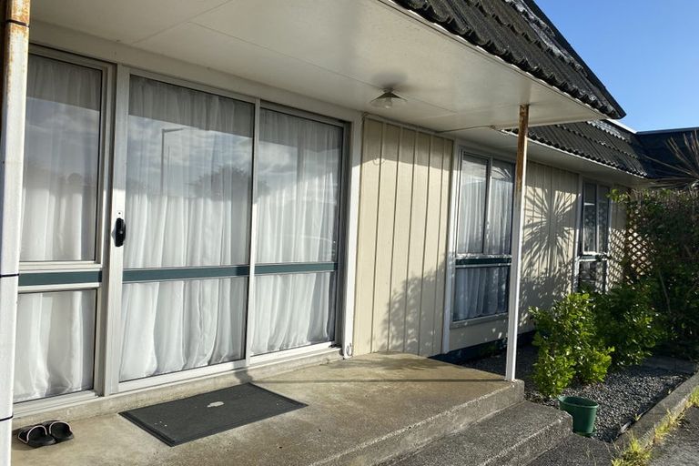 Photo of property in 33 Albert Street, Palmerston North, 4414