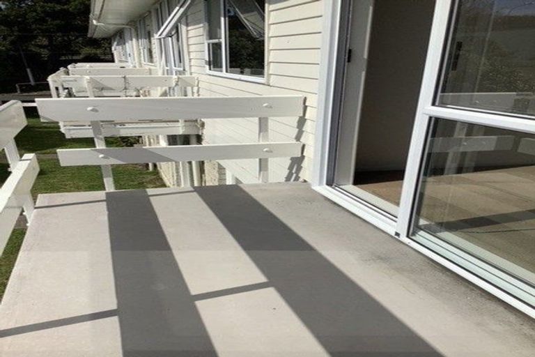 Photo of property in 11/10 Trevethick Grove, Woburn, Lower Hutt, 5010