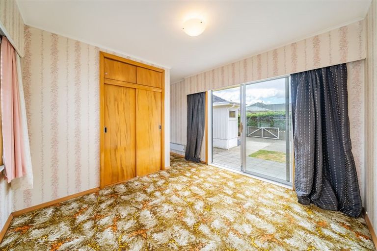 Photo of property in 19 Hall Grove, Ebdentown, Upper Hutt, 5018