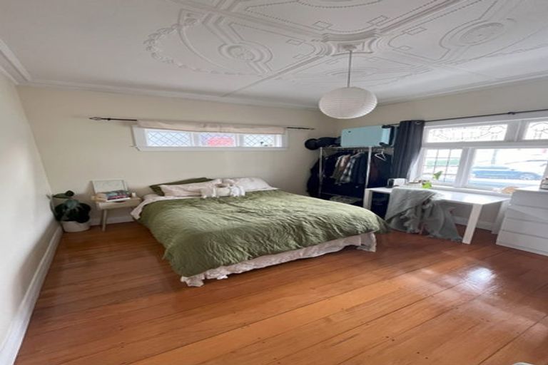 Photo of property in 332 Adelaide Road, Newtown, Wellington, 6021