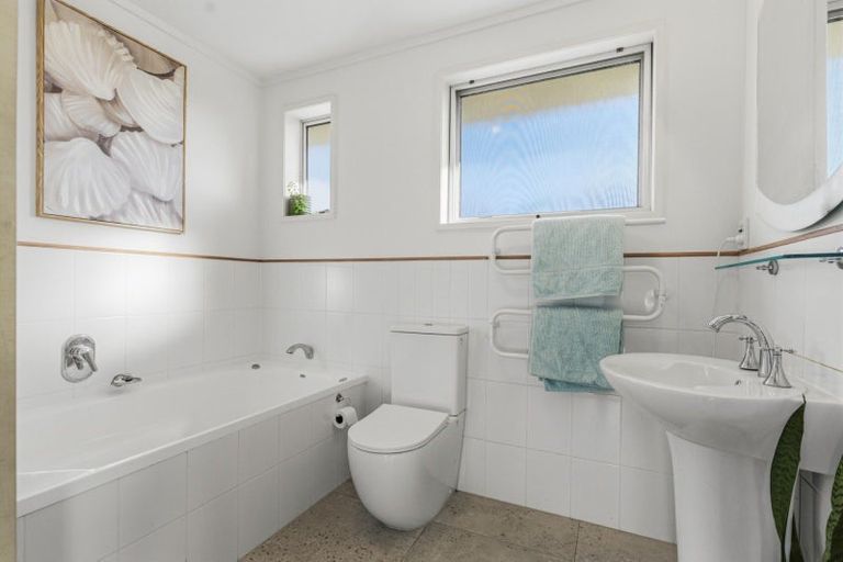 Photo of property in 68 Forrester Drive, Welcome Bay, Tauranga, 3112