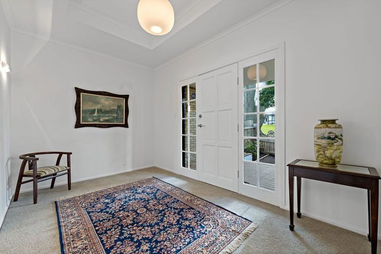 Photo of property in 1/25 James Evans Drive, Northcote, Auckland, 0627