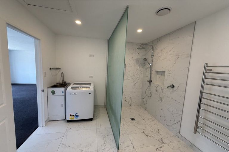 Photo of property in 52a Ferry Parade, Herald Island, Auckland, 0618