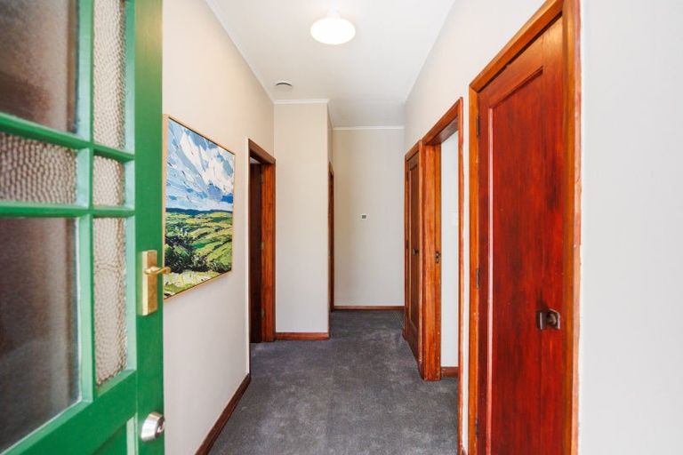 Photo of property in 258 College Street, West End, Palmerston North, 4412
