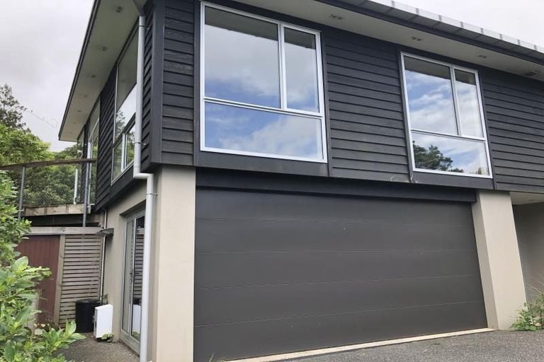 Photo of property in 58c Pekanga Road, Normandale, Lower Hutt, 5010