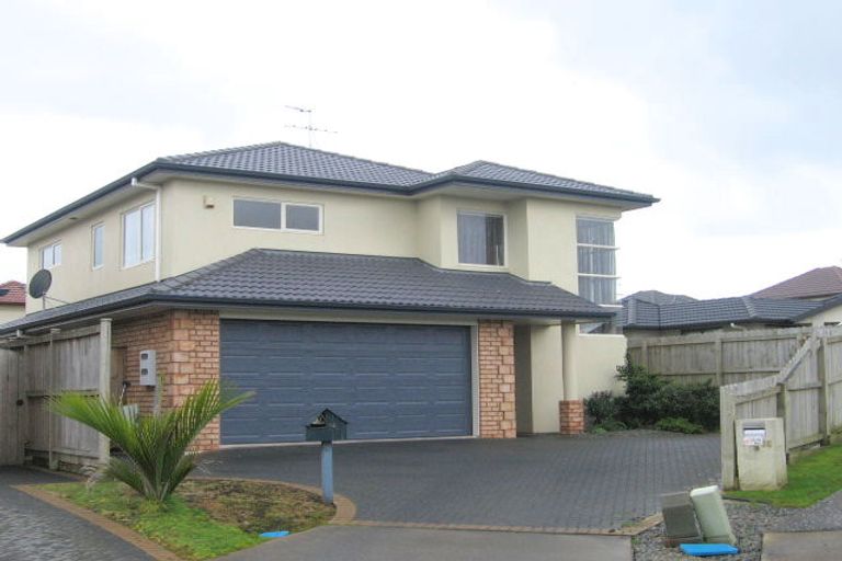 Photo of property in 14 Kalberry Place, East Tamaki, Auckland, 2016