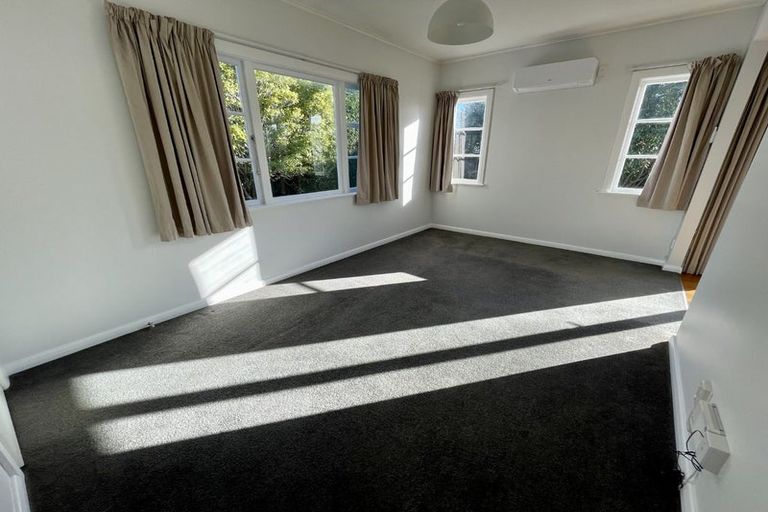 Photo of property in 19 Naenae Road, Naenae, Lower Hutt, 5011