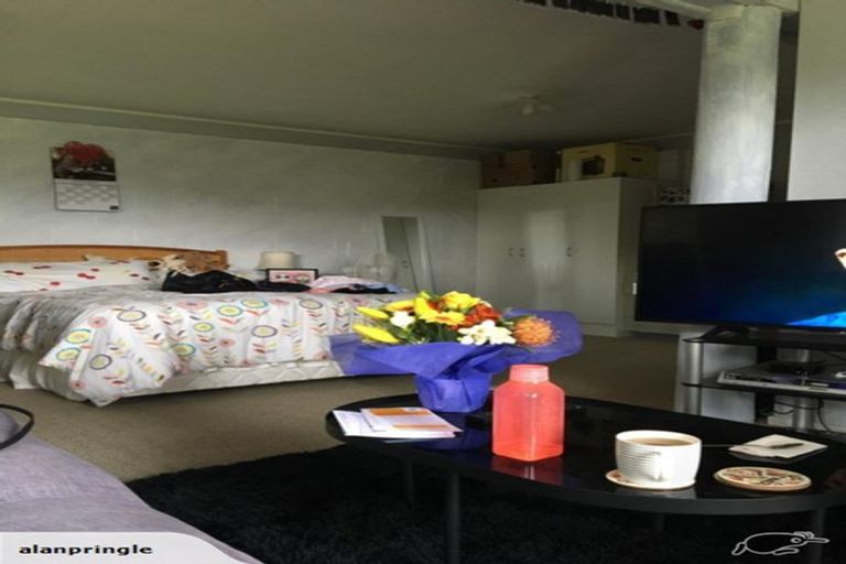 Photo of property in 78 Hattaway Avenue, Bucklands Beach, Auckland, 2012