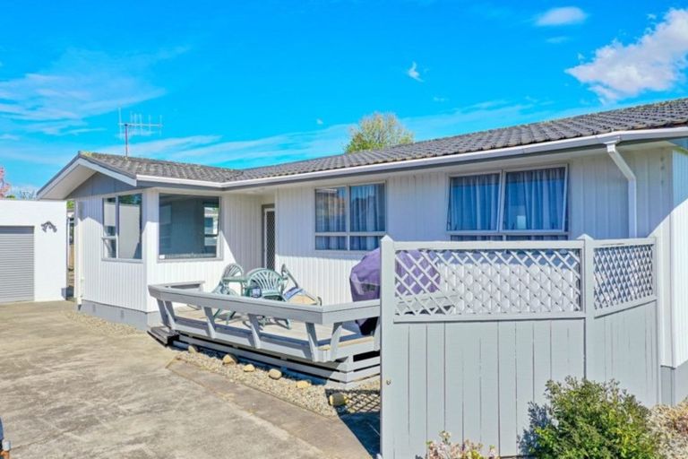 Photo of property in 15 Puriri Crescent, Edgecumbe, 3120