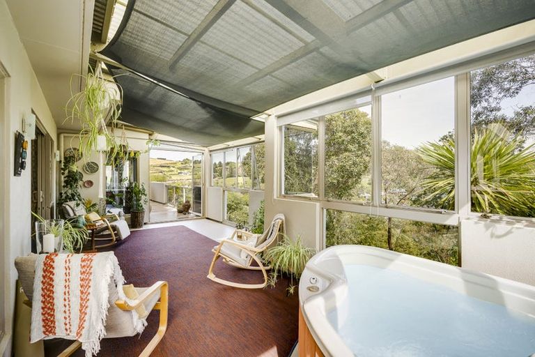 Photo of property in 15 Ridgeway Terrace, Taradale, Napier, 4112