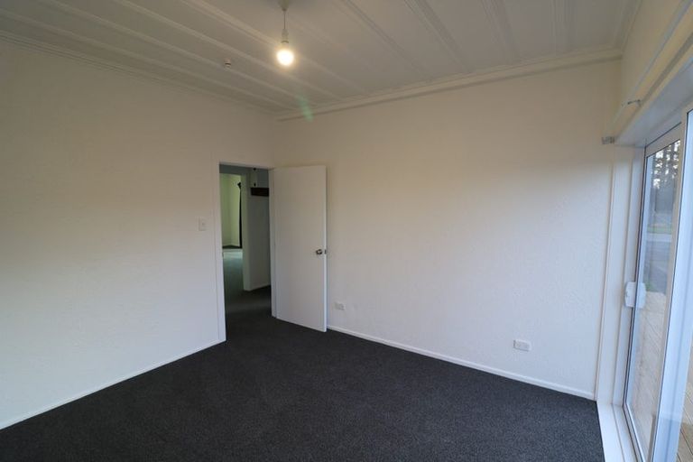 Photo of property in 3 Cutfield Street, Inglewood, 4330