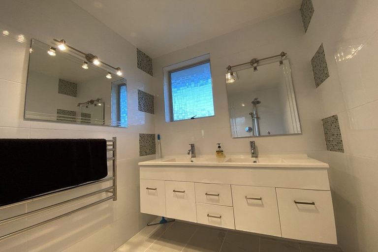 Photo of property in 32 Ihaia Street, Waitara, 4320