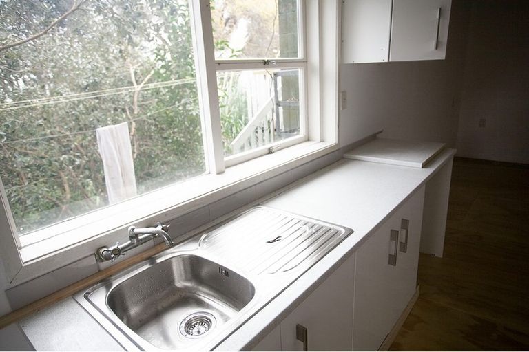 Photo of property in 1/56 Mozeley Avenue, Devonport, Auckland, 0624