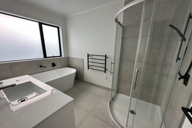 Photo of property in 16b Hendon Road, Fairview Downs, Hamilton, 3214