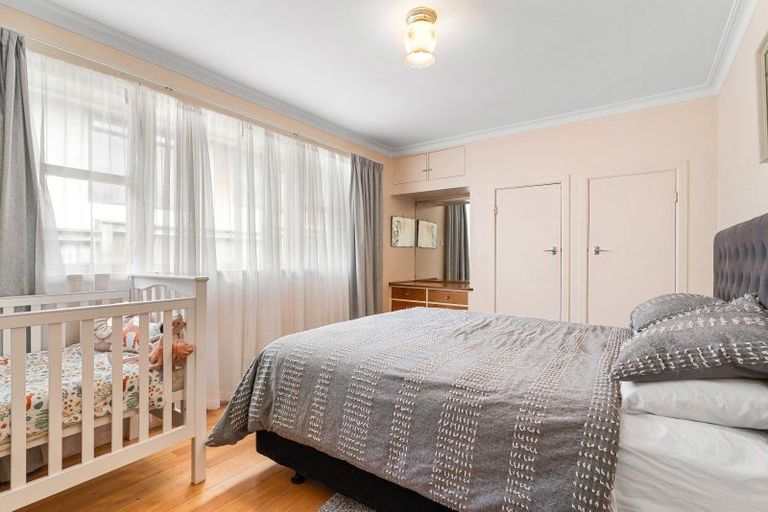 Photo of property in 55 Marine Parade, Mount Maunganui, 3116