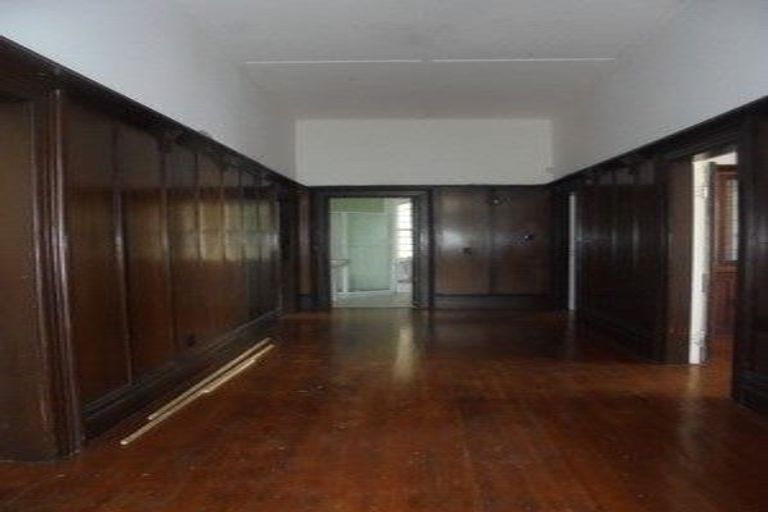 Photo of property in 7a Hawker Street, Mount Victoria, Wellington, 6011