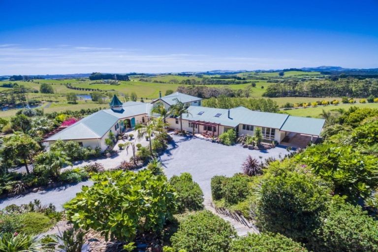 Photo of property in 10 Rangitane Road, Kerikeri, 0294