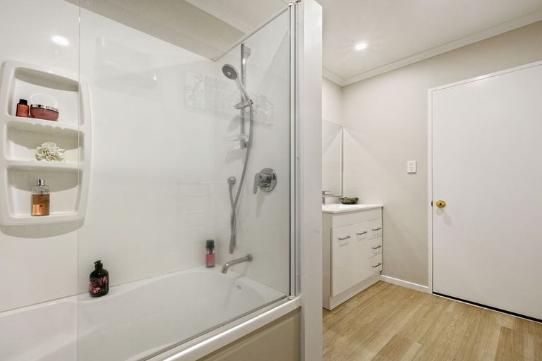 Photo of property in 116 Tomes Road, St Albans, Christchurch, 8052