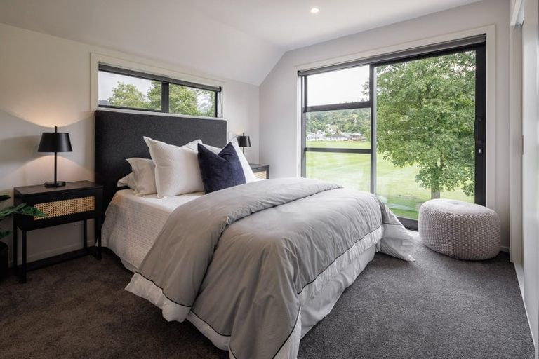 Photo of property in 16/240 Stokes Valley Road, Stokes Valley, Lower Hutt, 5019