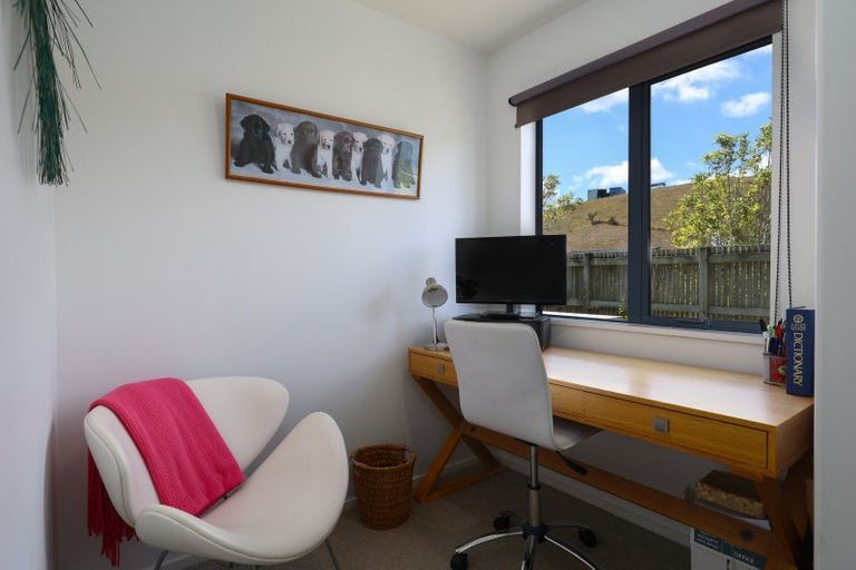Photo of property in 1 Crown Terrace, Britannia Heights, Nelson, 7010