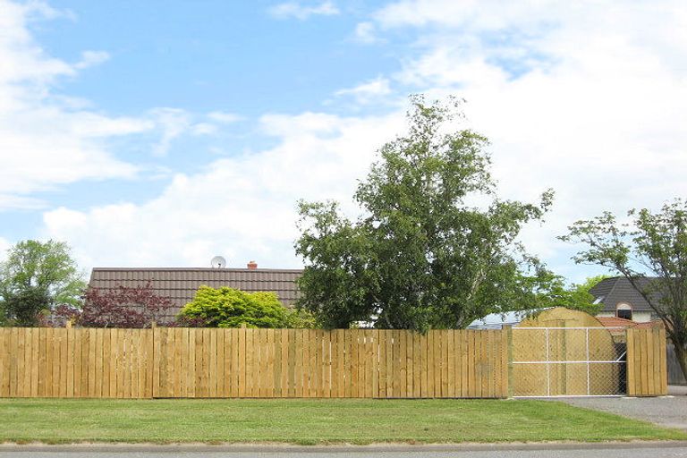 Photo of property in 97 Blackett Street, Rangiora, 7400