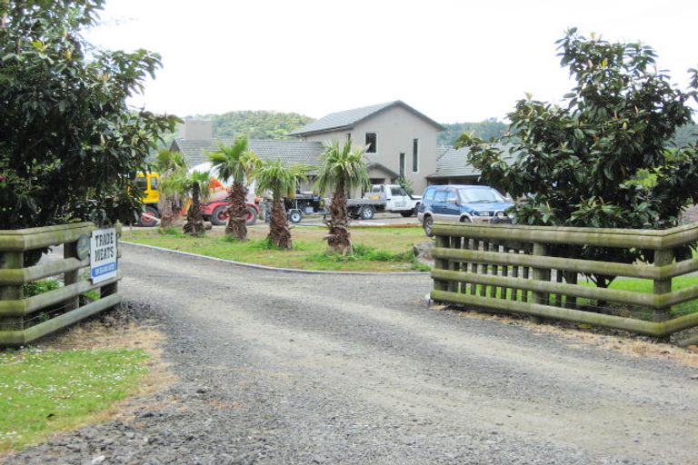 Photo of property in 288 Matua Road, Kumeu, 0891