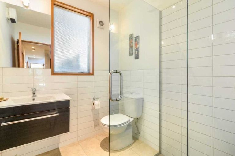 Photo of property in 49 Weka Street, Fendalton, Christchurch, 8041