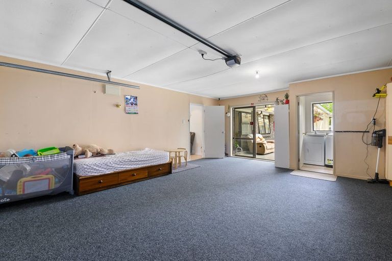 Photo of property in 15 Elmslie Place, Owhata, Rotorua, 3010