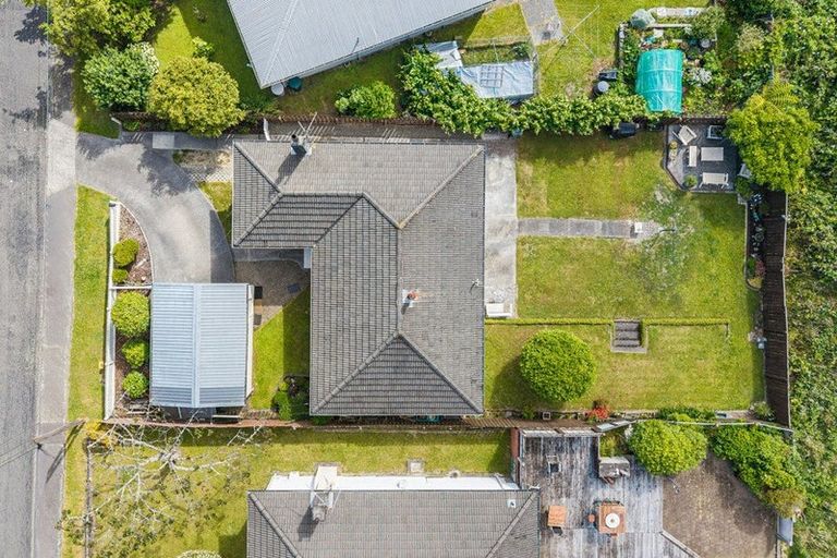 Photo of property in 11 Gardiner Grove, Wainuiomata, Lower Hutt, 5014