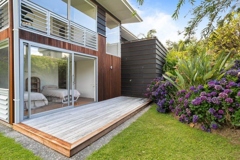 Photo of property in 107 Russell Bruce Place, Onemana, Whangamata, 3691