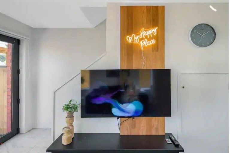 Photo of property in 1/14 Biddle Crescent, Taita, Lower Hutt, 5011