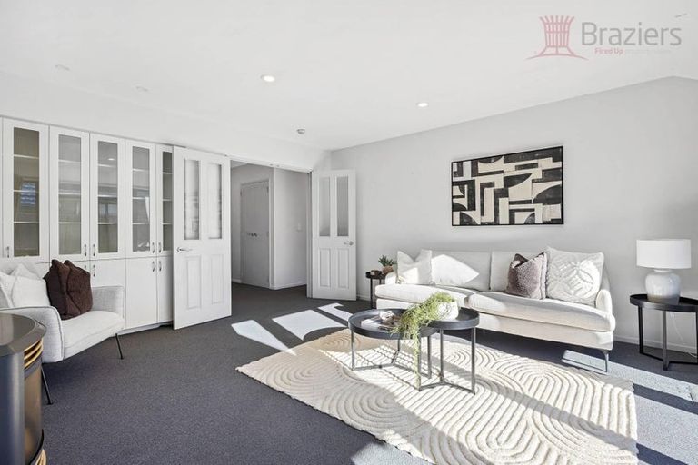 Photo of property in 2 Kirsten Place, Parklands, Christchurch, 8083