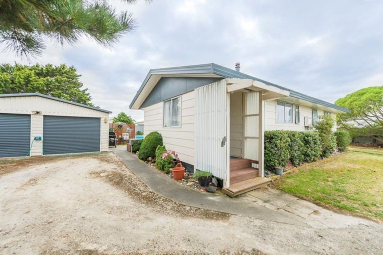 Photo of property in 68 Hinau Street, Castlecliff, Whanganui, 4501