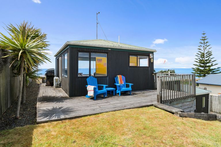 Photo of property in 517 Pukehina Parade, Pukehina, Te Puke, 3189