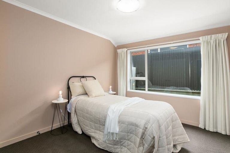 Photo of property in 9 Sunninghurst Drive, Fairfield, Dunedin, 9018