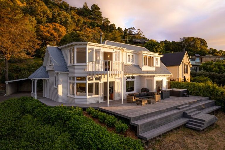 Photo of property in 128 Moana Avenue, Moana, Nelson, 7011