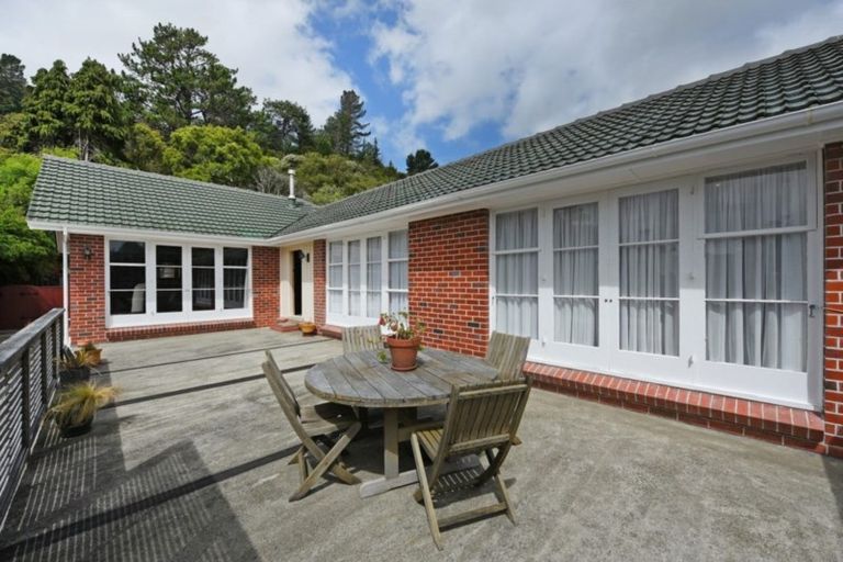 Photo of property in 99 Manuka Street, Stokes Valley, Lower Hutt, 5019