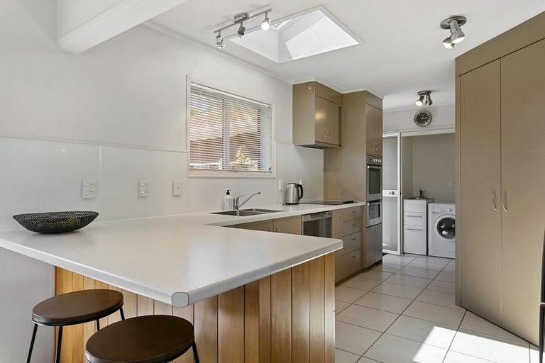 Photo of property in 1 Te Hatepe Avenue, Taupo, 3330