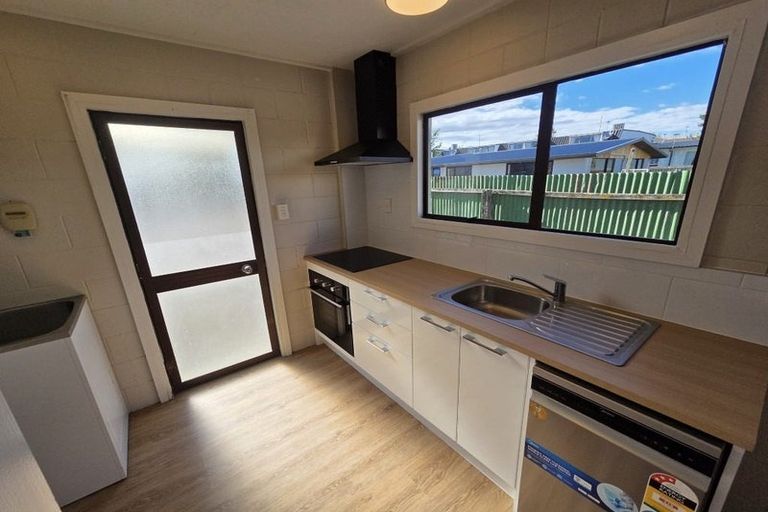 Photo of property in 4/47 Brockworth Place, Riccarton, Christchurch, 8011