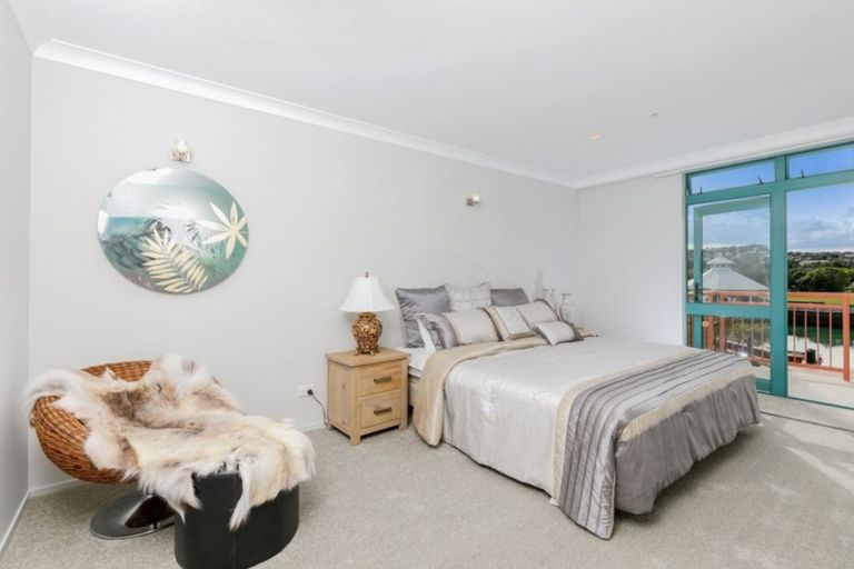 Photo of property in 164w Harbour Village Drive, Gulf Harbour, Whangaparaoa, 0930