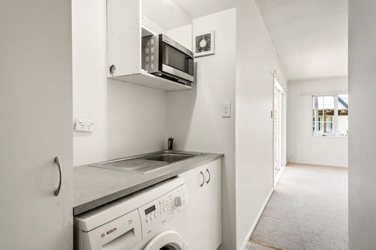 Photo of property in 54 Eban Avenue, Hillcrest, Auckland, 0627