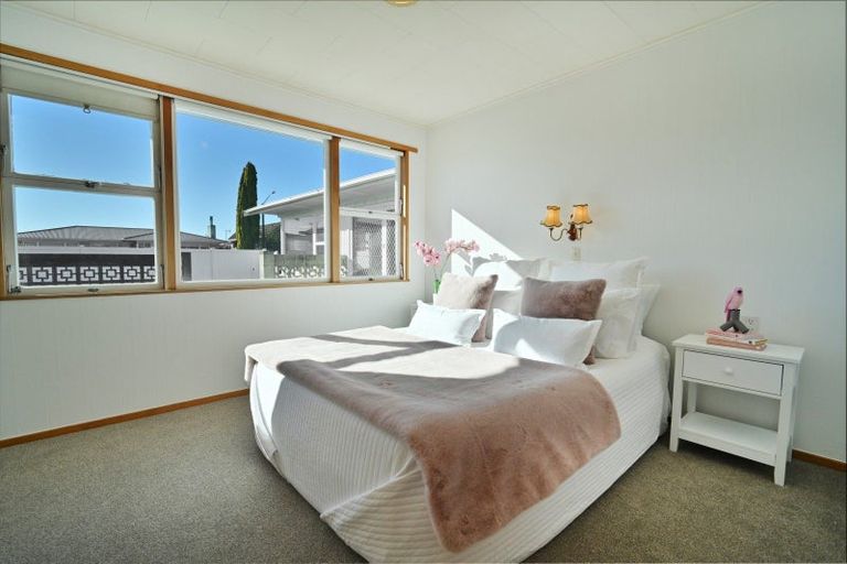 Photo of property in 612 Ballantyne Street, Frimley, Hastings, 4120