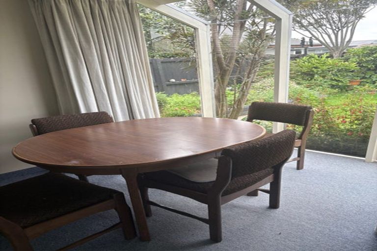 Photo of property in 2/315 Sawyers Arms Road, Bishopdale, Christchurch, 8053