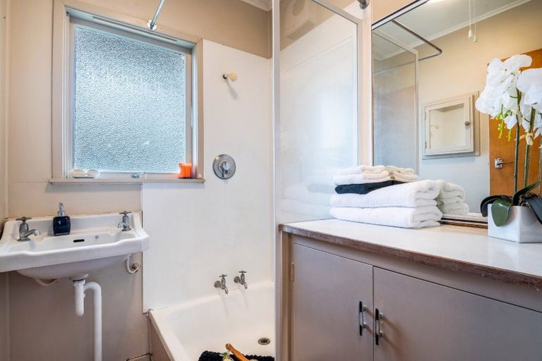 Photo of property in 6/43 Shakespeare Road, Milford, Auckland, 0620