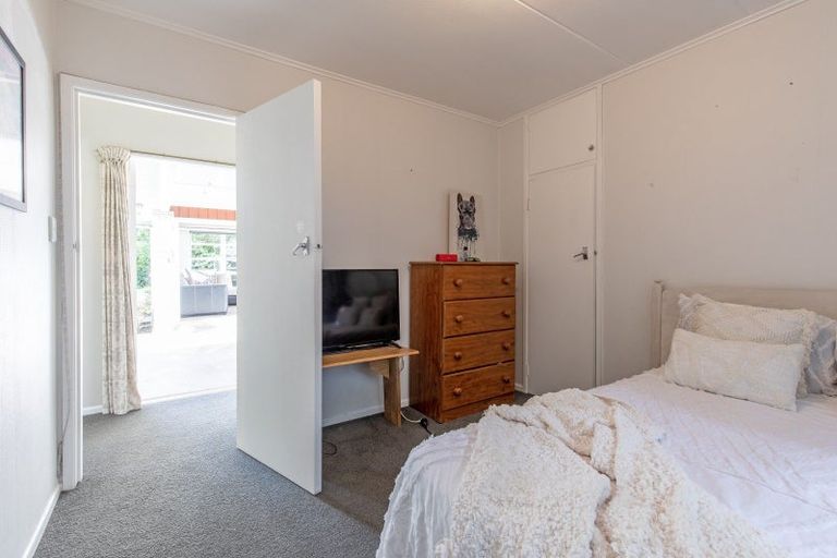 Photo of property in 6 Cobham Crescent, Waipukurau, 4200