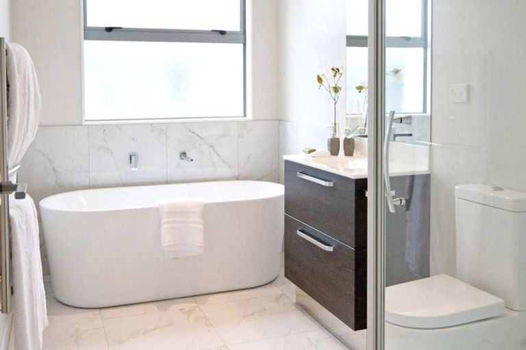 Photo of property in 114 Harbourside Drive, Karaka, Papakura, 2113