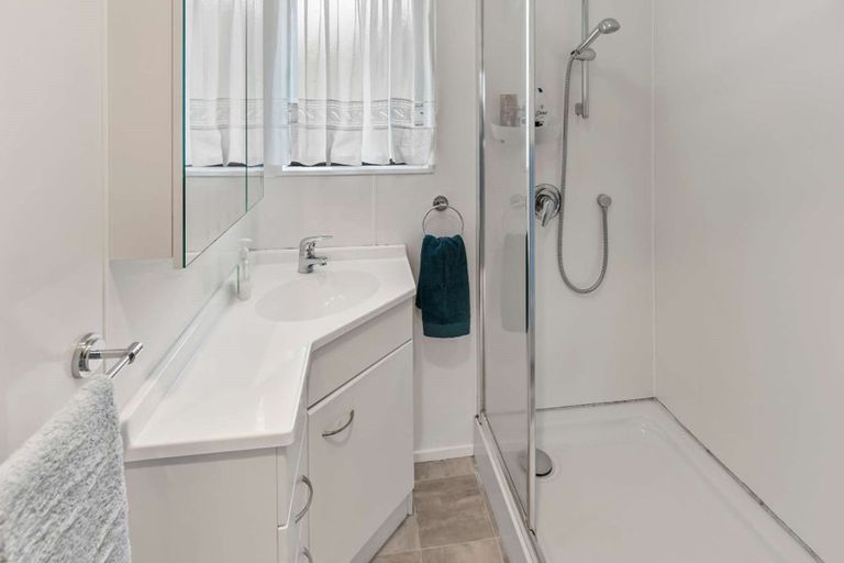 Photo of property in 11 Jupiter Street, Milson, Palmerston North, 4414